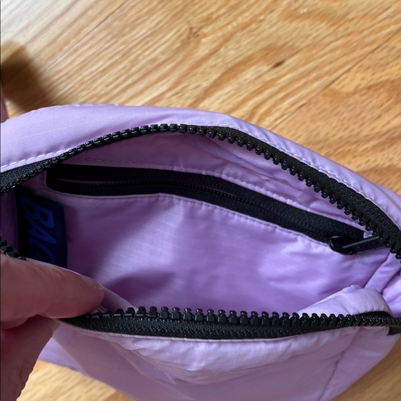 BAGGU Lilac Crossbody Bag - Picture 7 of 9